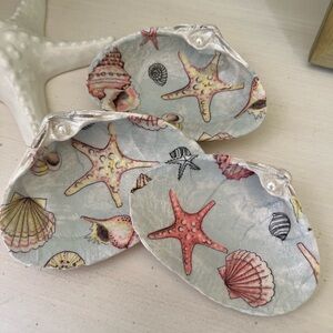 Coastal themed decoupage shells